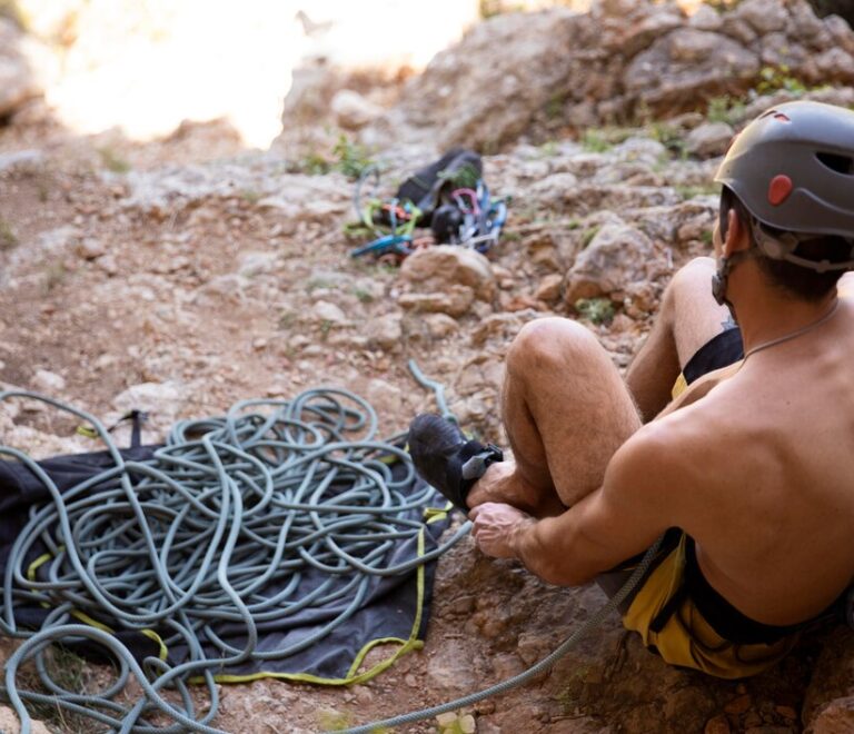 man-getting-ready-climb-mountain_23-2149042788